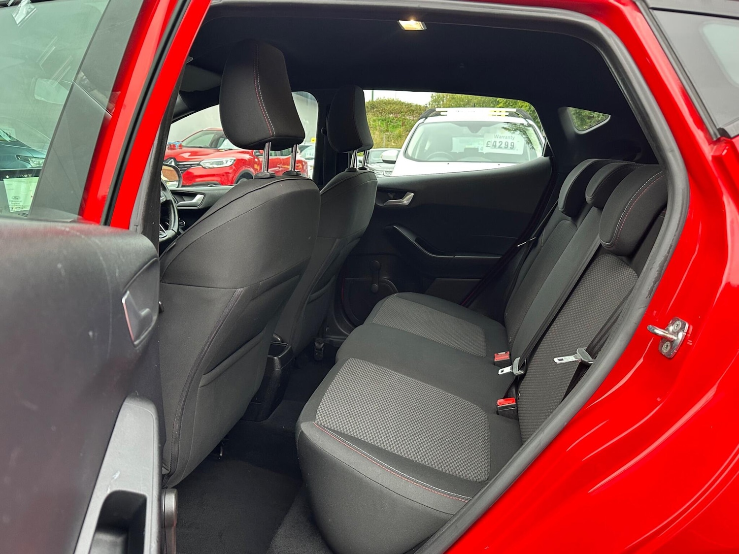Used Ford Fiesta 2017 for sale - 76099350: Photo 28