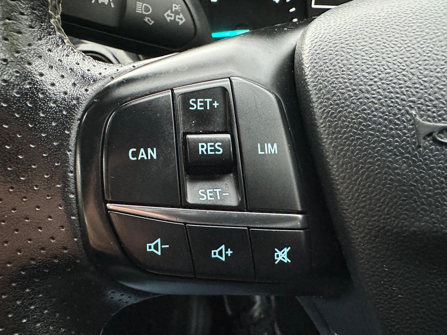Used Ford Fiesta 2017 for sale - 76099350: Photo 72