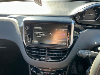 Used Peugeot 2008 2014 for sale - 78318358: Photo