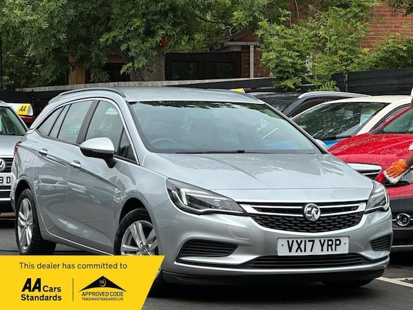Used Vauxhall Astra 2017 for sale - 74909018: Photo 1