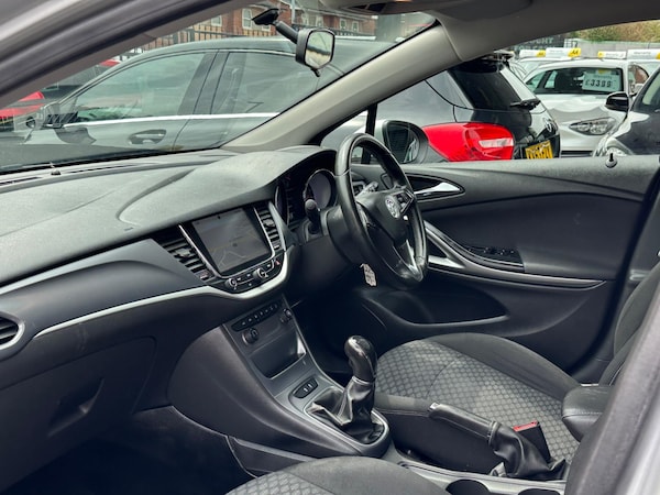 Used Vauxhall Astra 2017 for sale - 74909018: Photo 30
