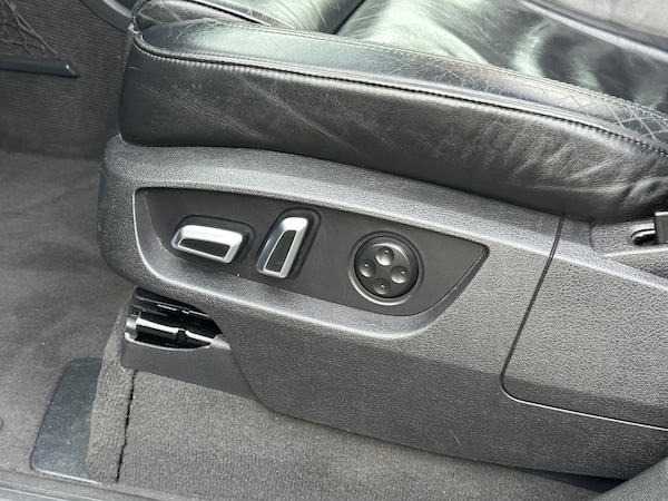 Used Audi Q7 2013 for sale - 76294923: Photo 86
