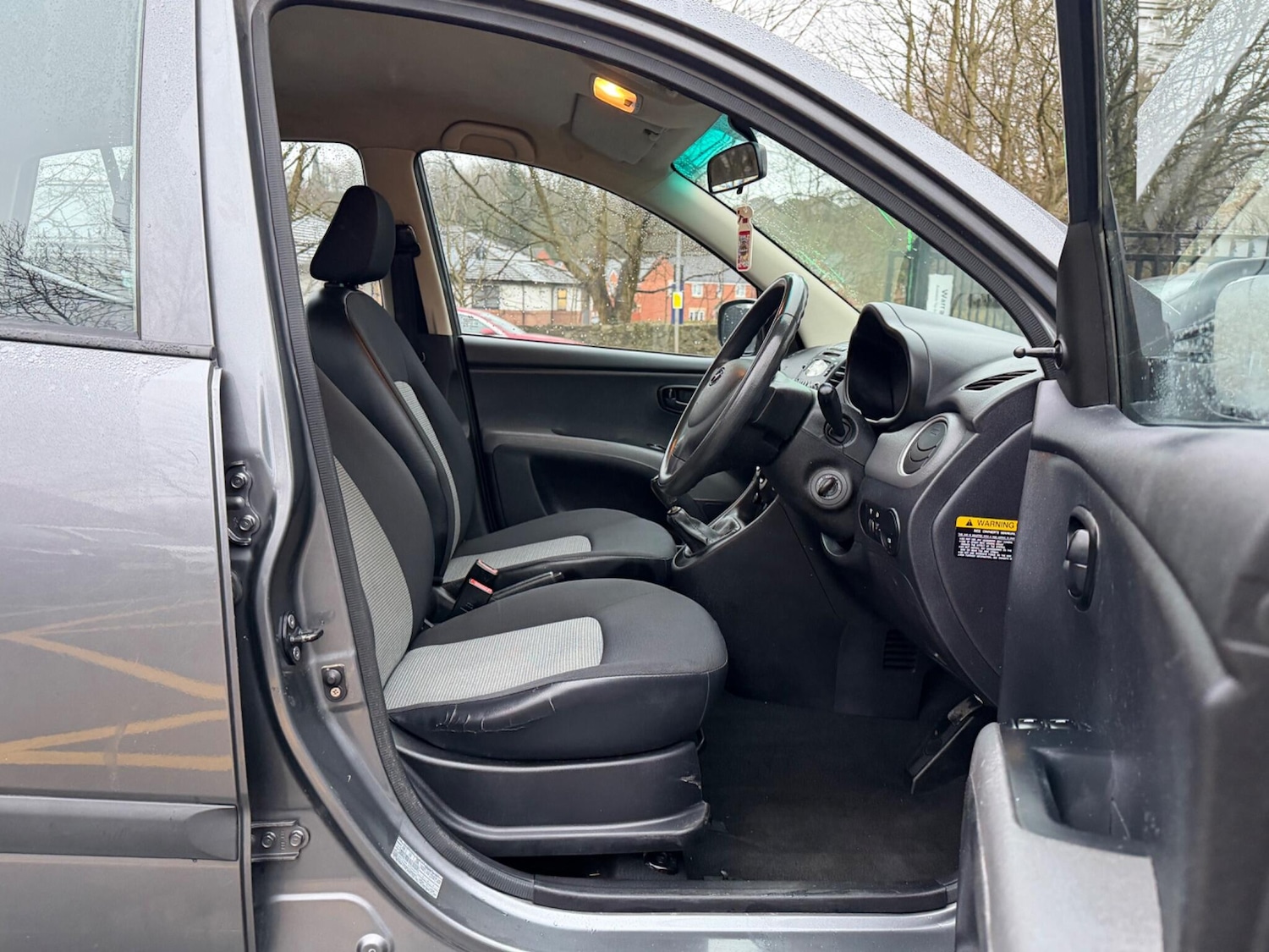 Used Hyundai i10 2010 for sale - 77510437: Photo 16