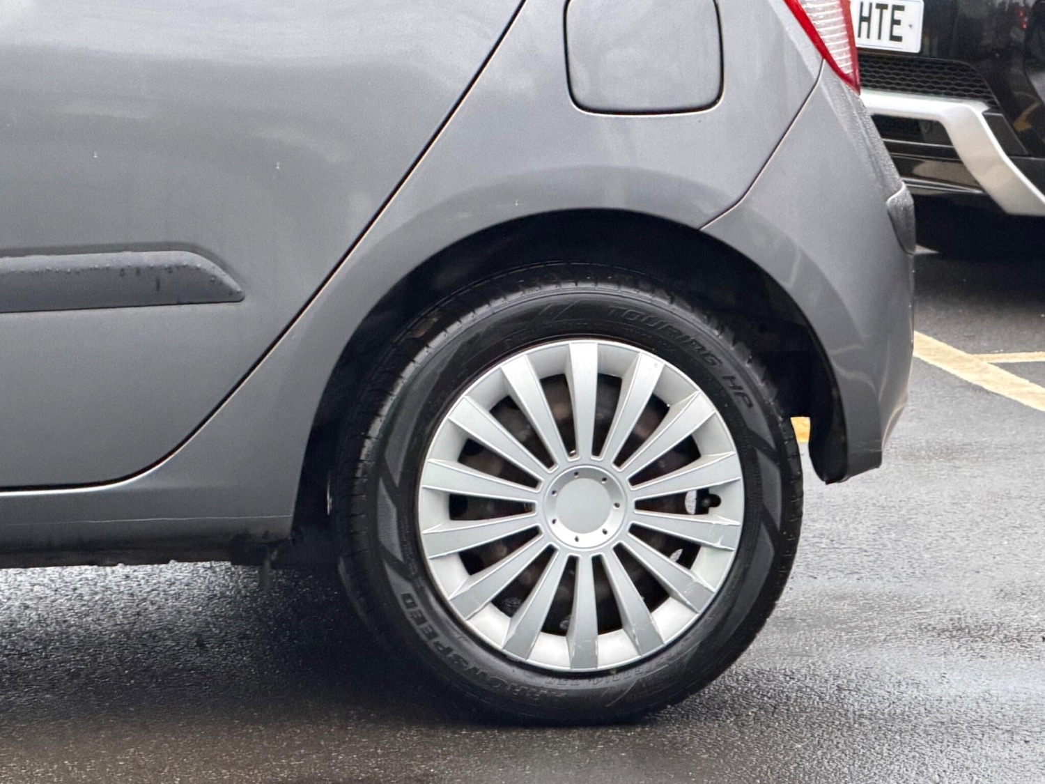 Used Hyundai i10 2010 for sale - 77510437: Photo 26