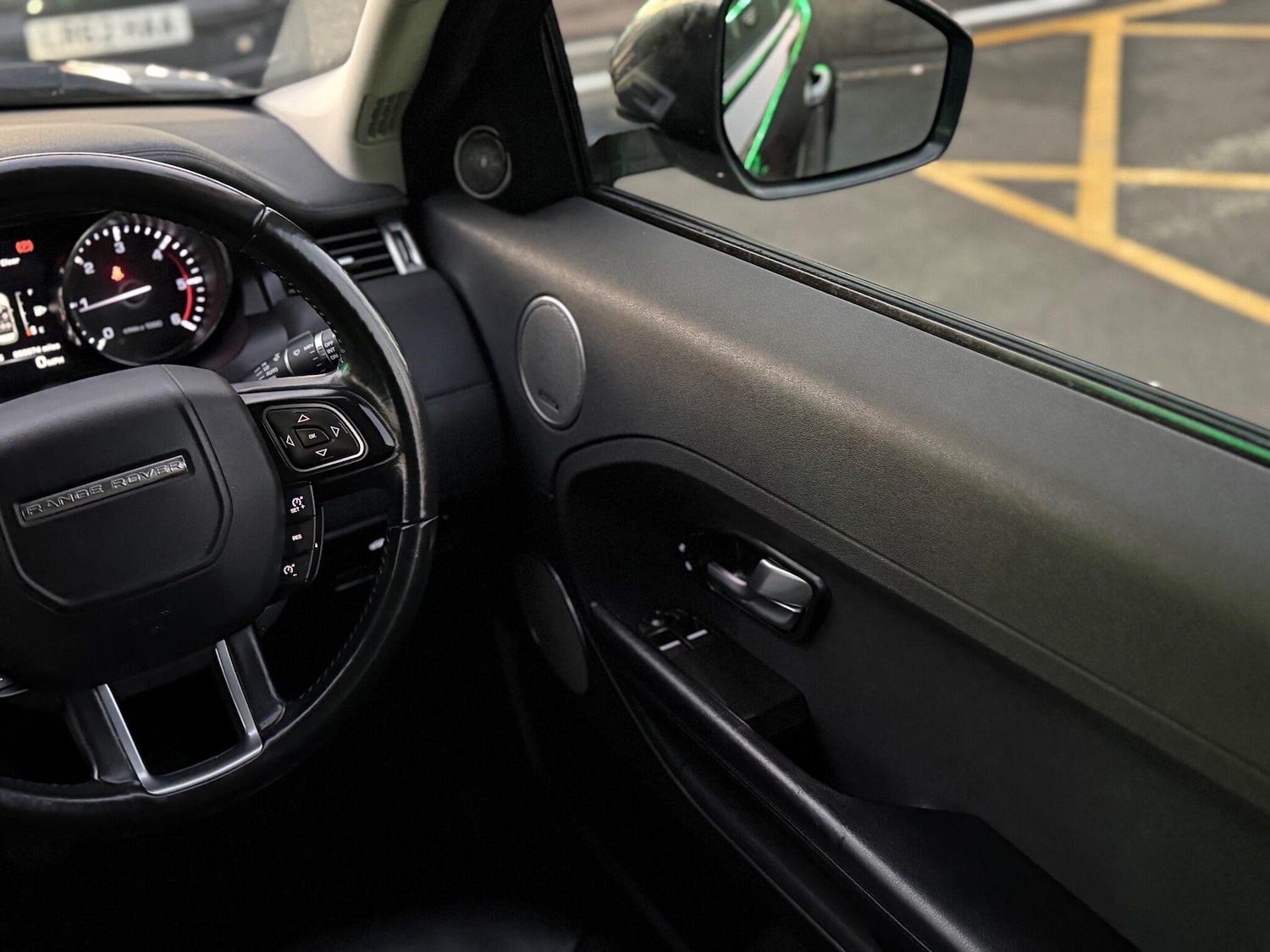 Used Land Rover Range Rover Evoque 2015 for sale - 76942538: Photo 55