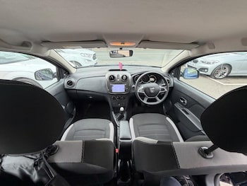 Used Dacia Sandero Stepway 2018 for sale - 78902086: Photo