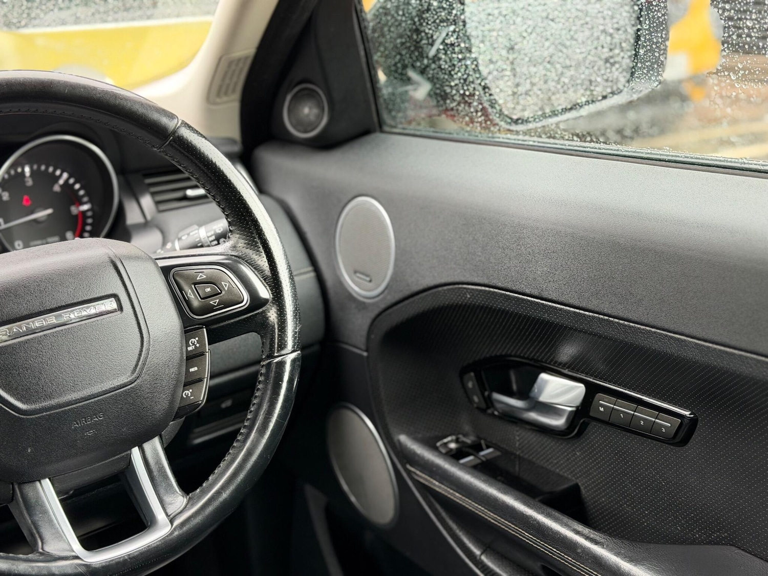 Used Land Rover Range Rover Evoque 2012 for sale - 77898631: Photo 100