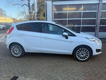 Used Ford Fiesta 2015 for sale - 77377046: Photo