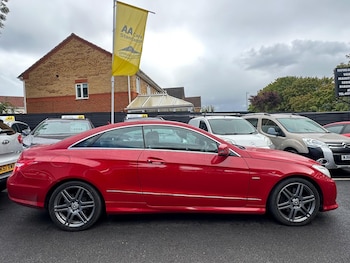 Used Mercedes-Benz E-Class 2012 for sale - 75927551: Photo