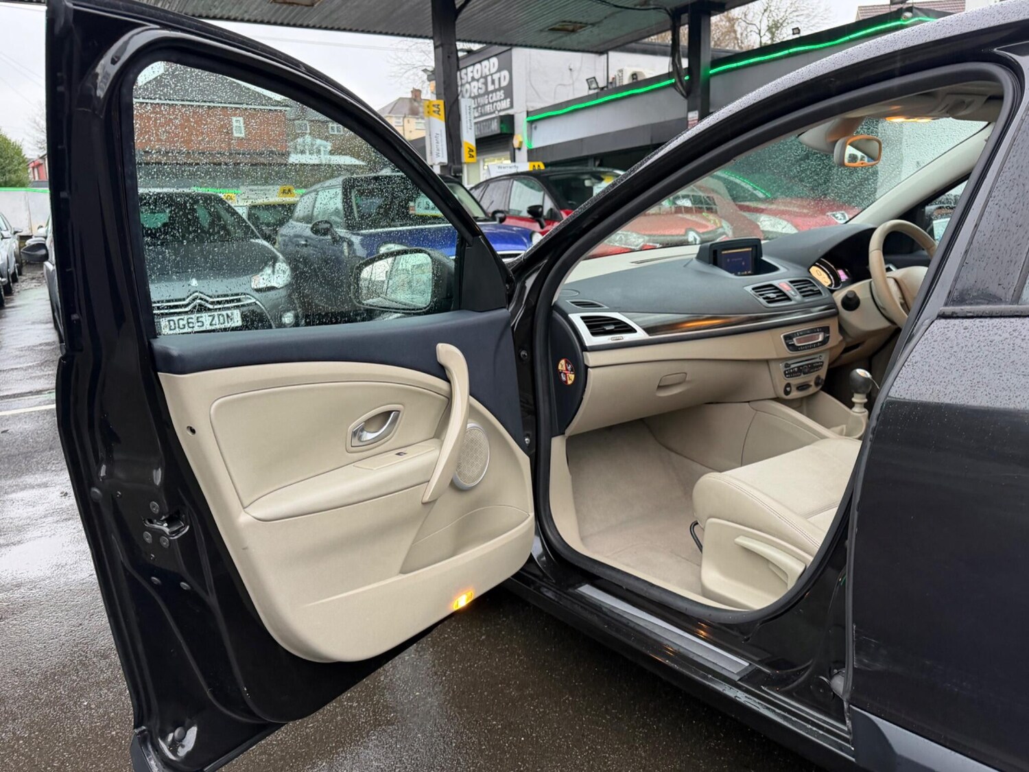 Used Renault Megane 2010 for sale - 77344303: Photo 15