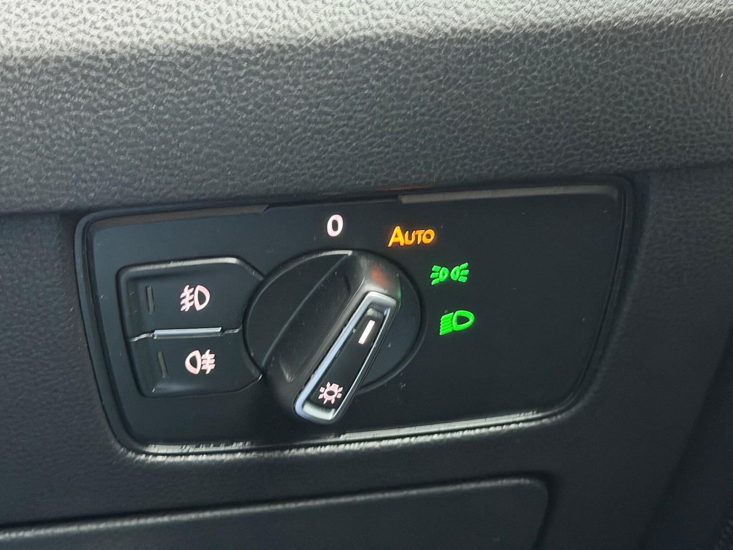 Used Volkswagen Passat 2017 for sale - 77254808: Photo 40