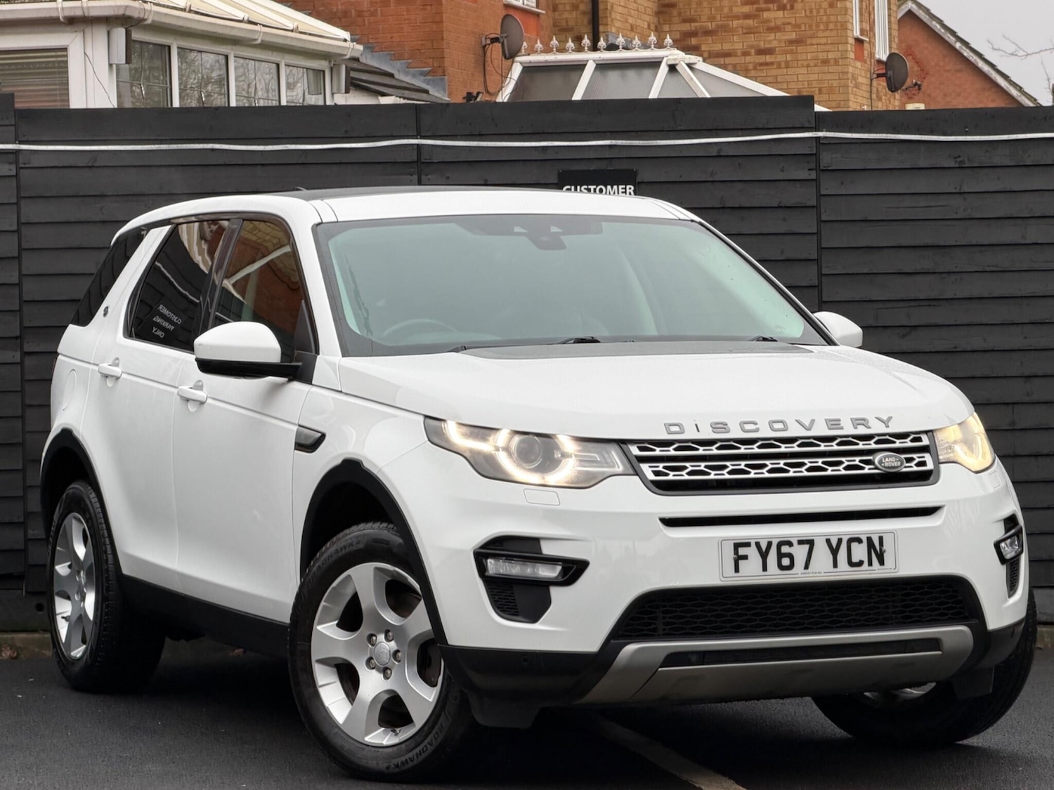 Used Land Rover Discovery Sport 2017 for sale - 77396667: Photo 15
