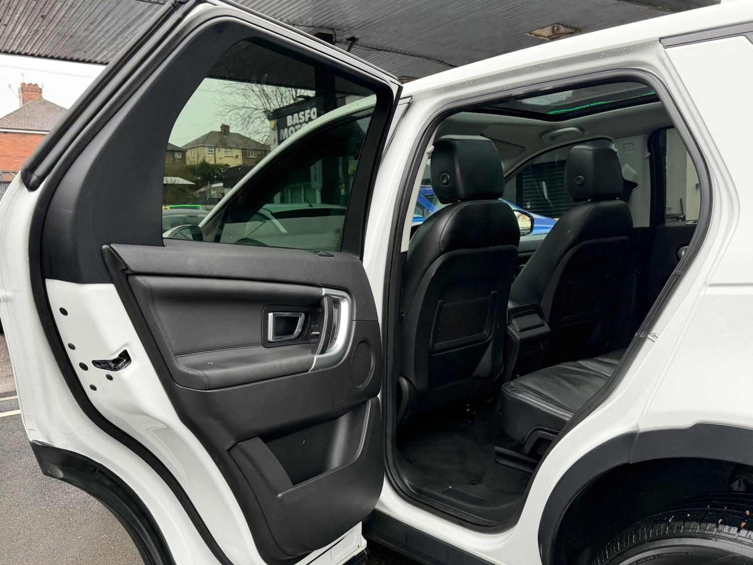 Used Land Rover Discovery Sport 2017 for sale - 77396667: Photo 26