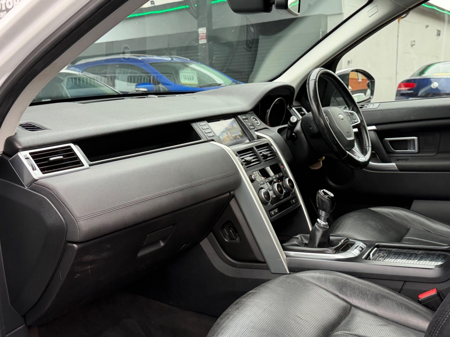 Used Land Rover Discovery Sport 2017 for sale - 77396667: Photo 52