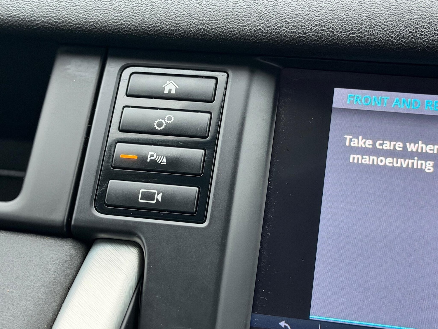 Used Land Rover Discovery Sport 2017 for sale - 77396667: Photo 83