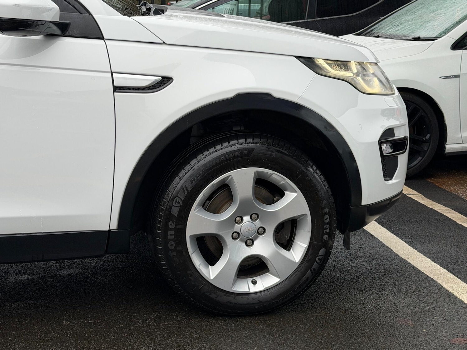 Used Land Rover Discovery Sport 2017 for sale - 77396667: Photo 91