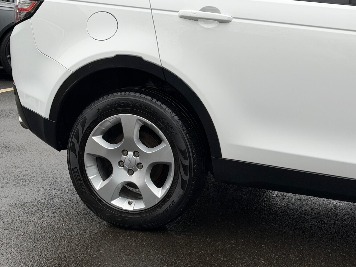 Used Land Rover Discovery Sport 2017 for sale - 77396667: Photo 92