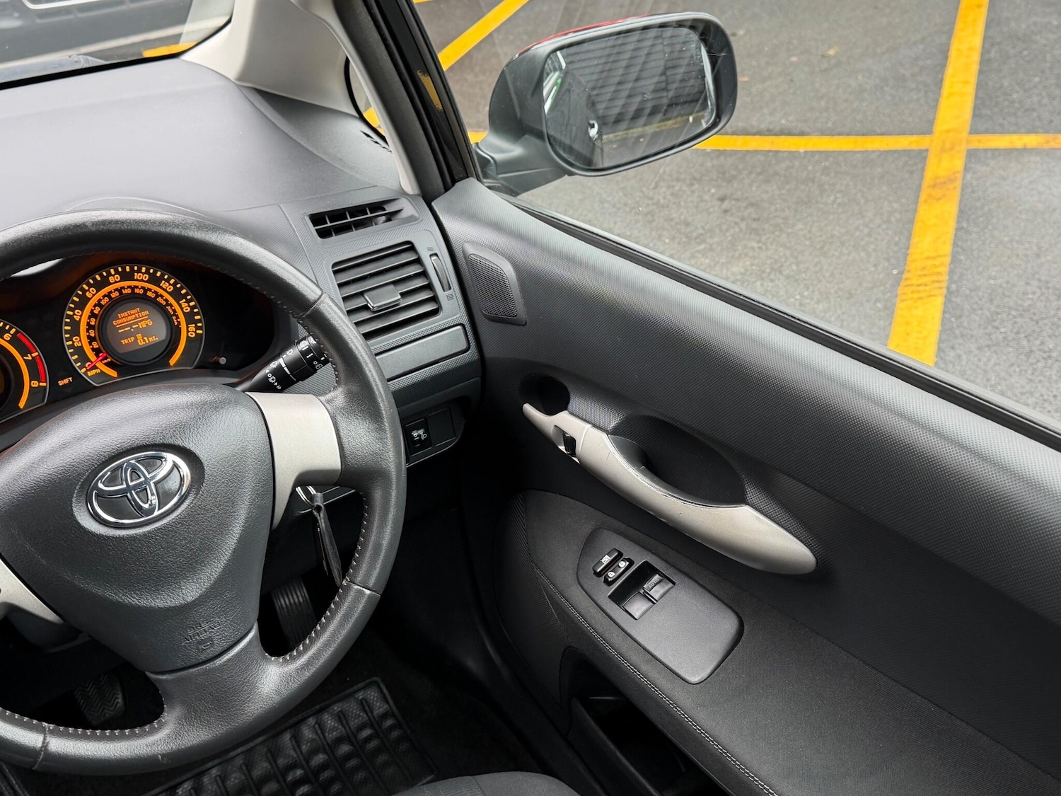 Used Toyota Auris 2009 for sale - 76992410: Photo 28