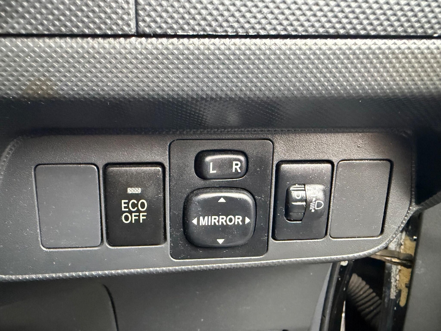 Used Toyota Auris 2009 for sale - 76992410: Photo 29