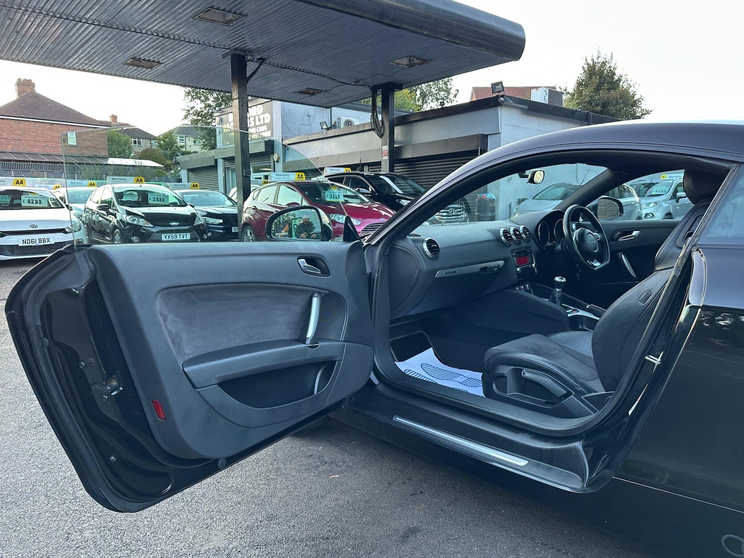 Vehicle 29