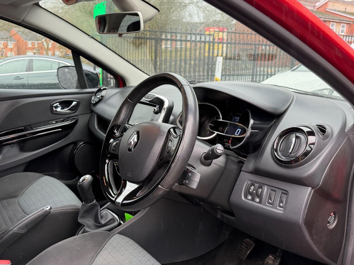 Used Renault Clio 2014 for sale - 77091749: Photo 18