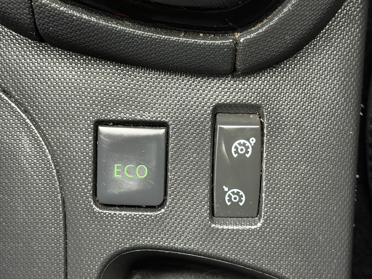 Used Renault Clio 2014 for sale - 77091749: Photo 22