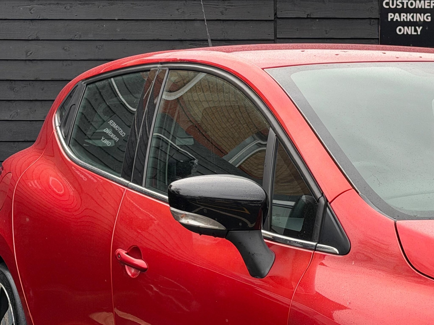 Used Renault Clio 2014 for sale - 77091749: Photo 29