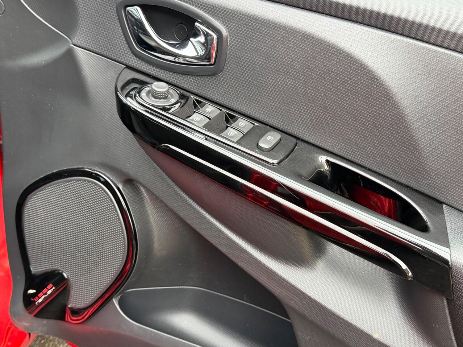 Used Renault Clio 2014 for sale - 77091749: Photo 36