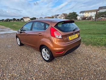 Used Ford Fiesta 2015 for sale - 77202897: Photo