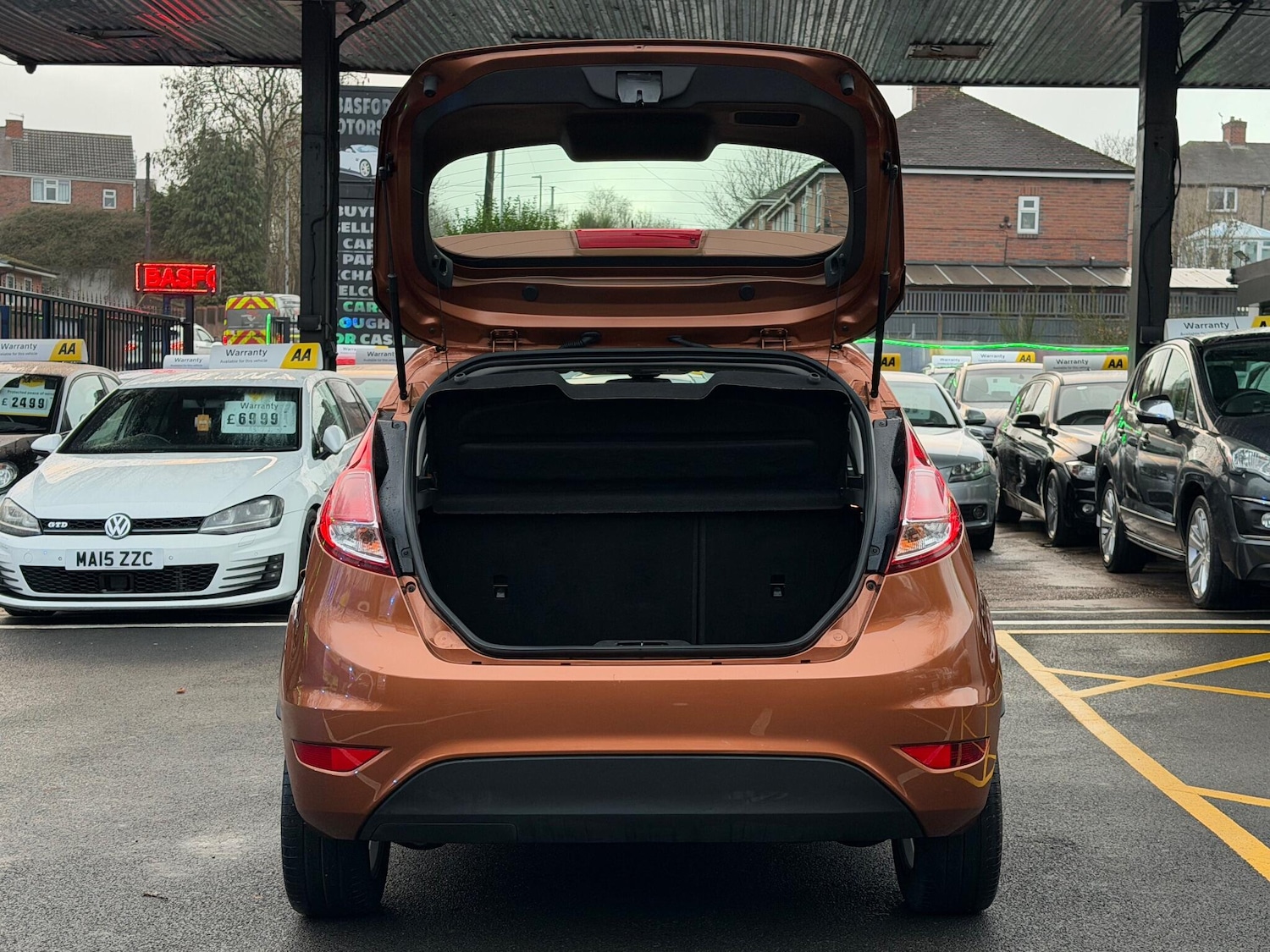 Used Ford Fiesta 2015 for sale - 77202897: Photo 46