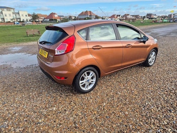 Used Ford Fiesta 2015 for sale - 77202897: Photo