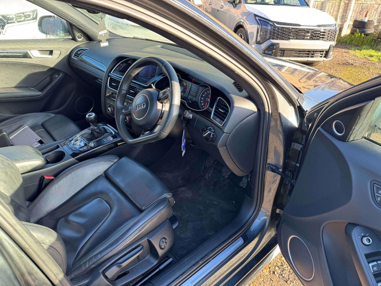 Used Audi A4 Avant 2013 for sale - 76926266: Photo 11