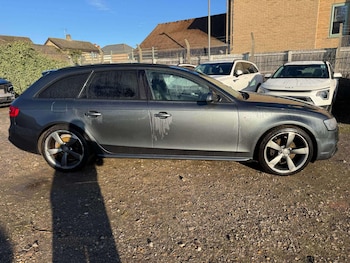 Used Audi A4 Avant 2013 for sale - 76926266: Photo