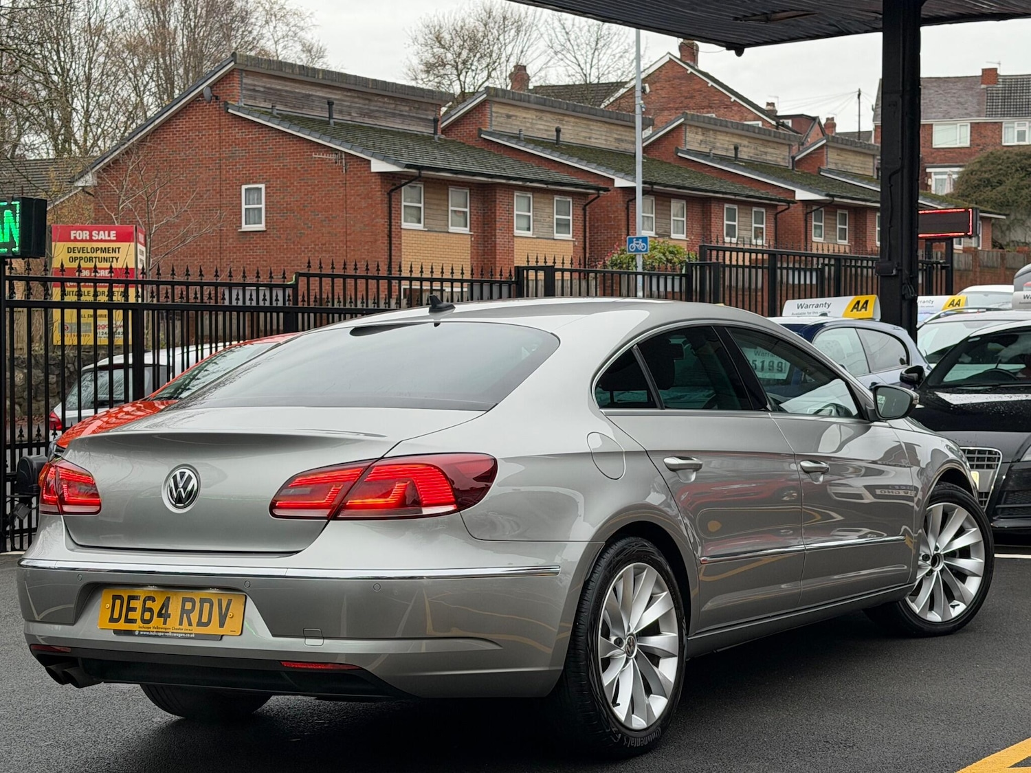 Used Volkswagen CC 2014 for sale - 77049882: Photo 2