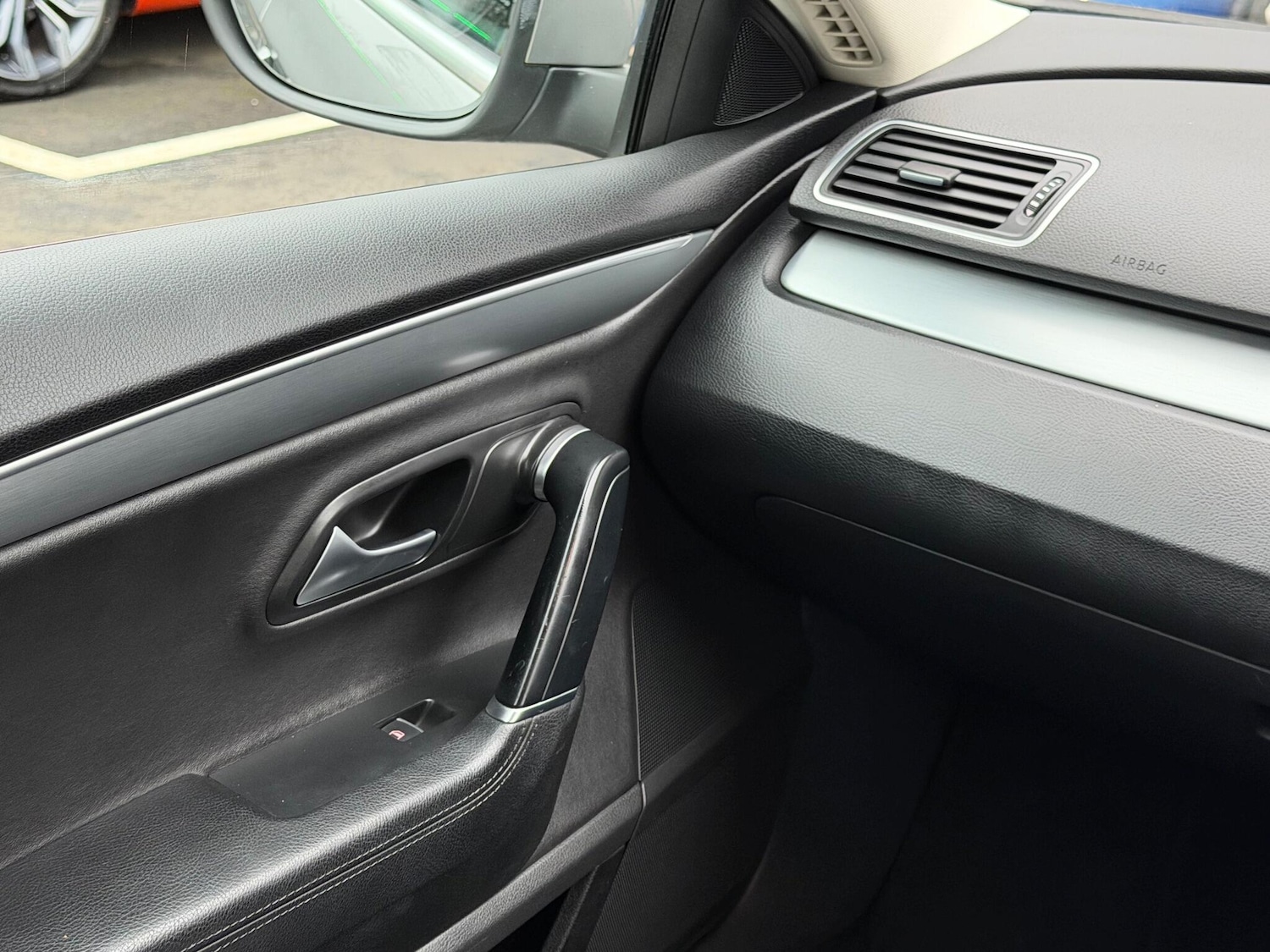 Used Volkswagen CC 2014 for sale - 77049882: Photo 78