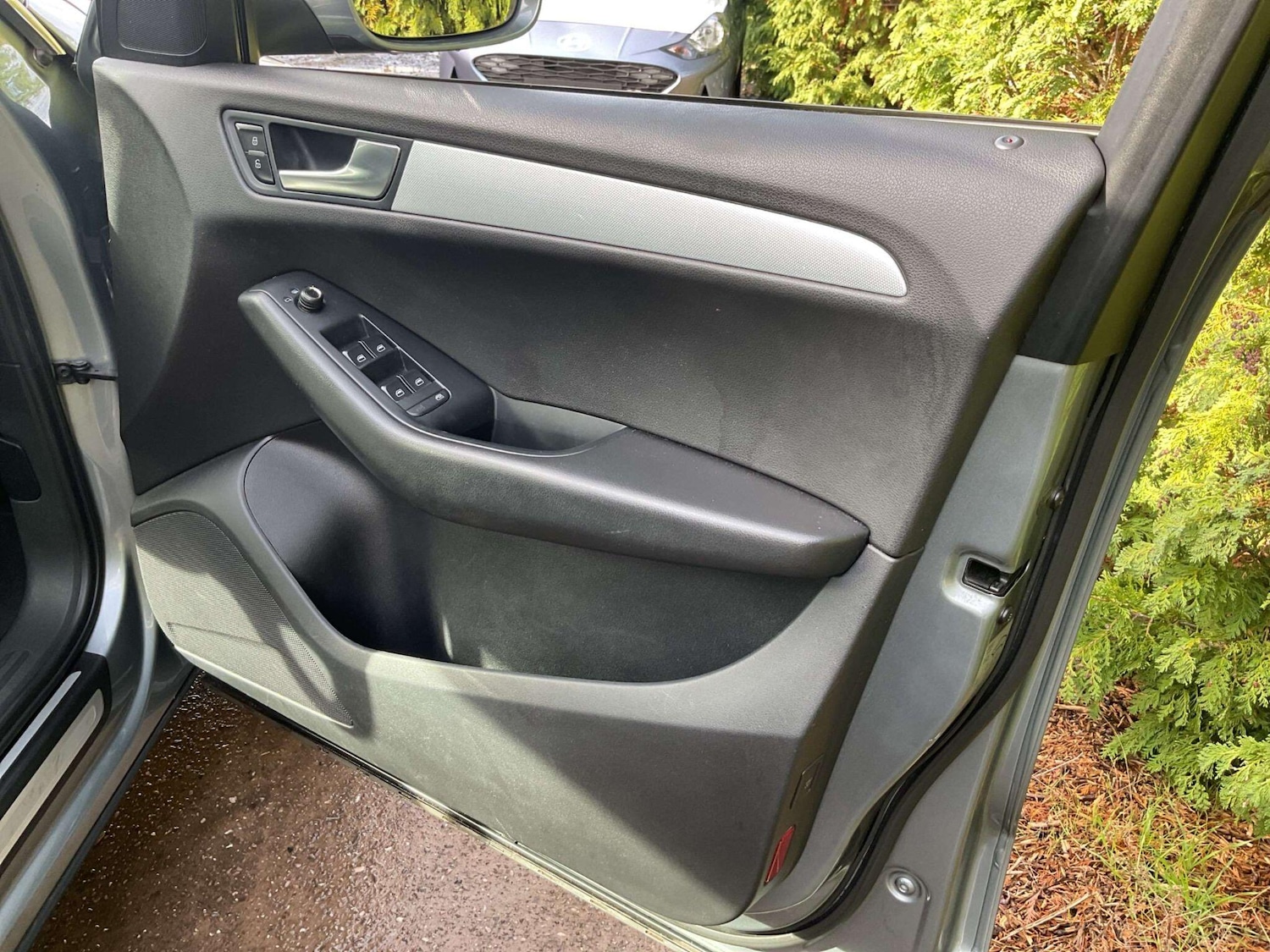 Used Audi Q5 2011 for sale - 76561569: Photo 8