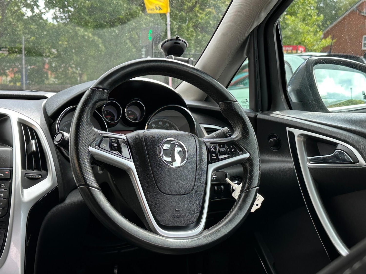 Used Vauxhall Astra 2012 for sale - 76989489: Photo 46