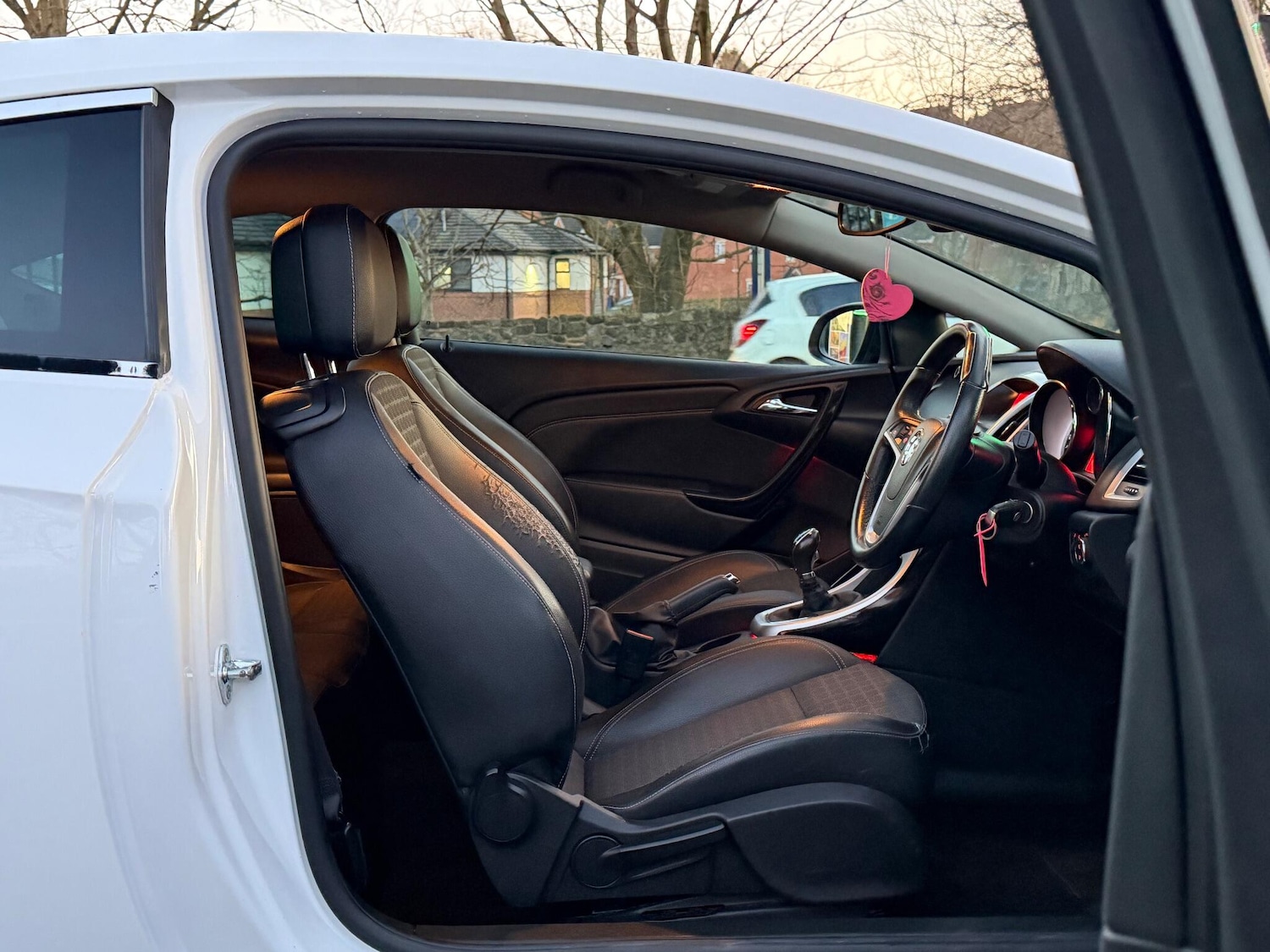 Used Vauxhall Astra GTC 2016 for sale - 76645734: Photo 10