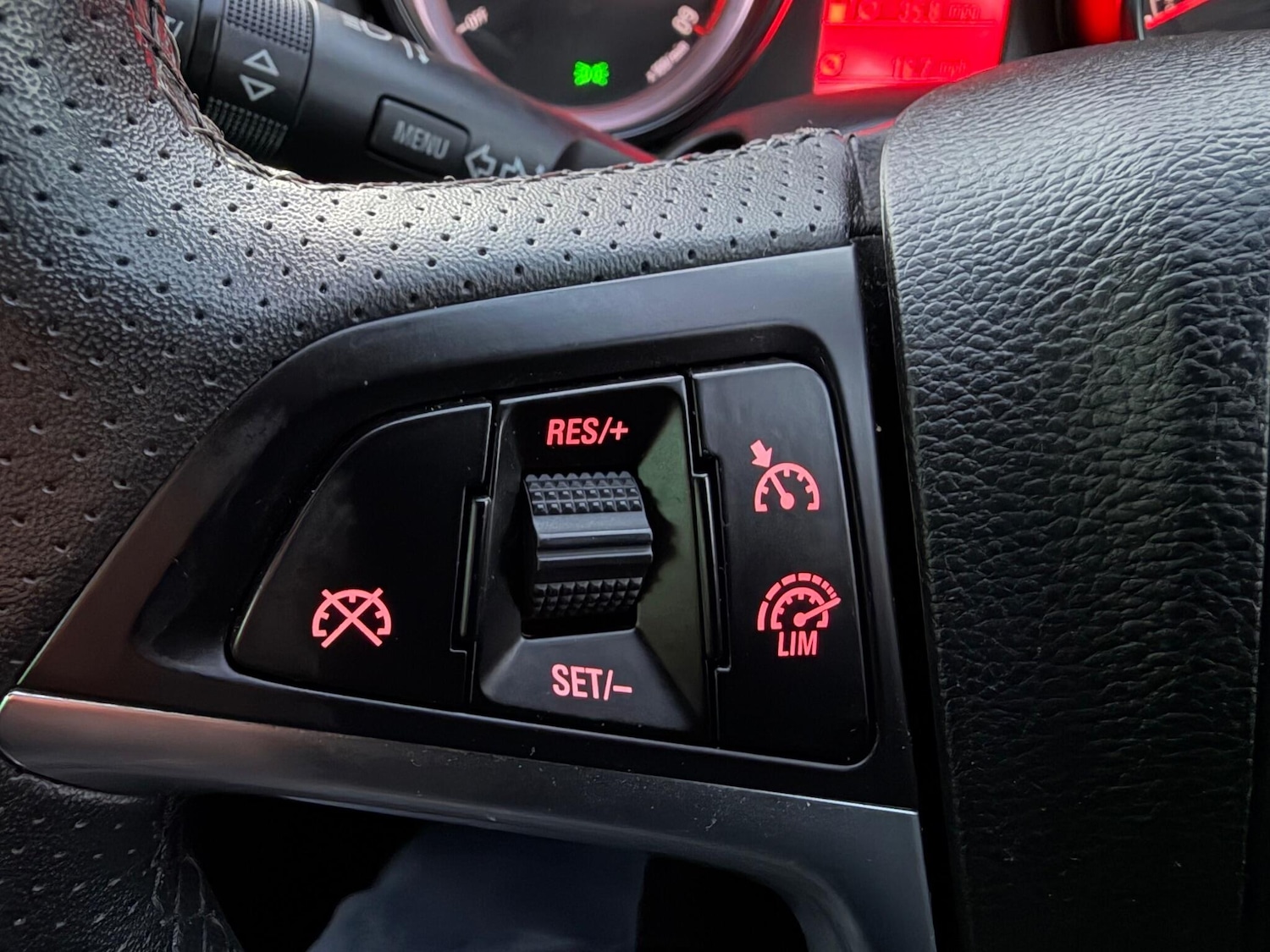 Used Vauxhall Astra GTC 2016 for sale - 76645734: Photo 28