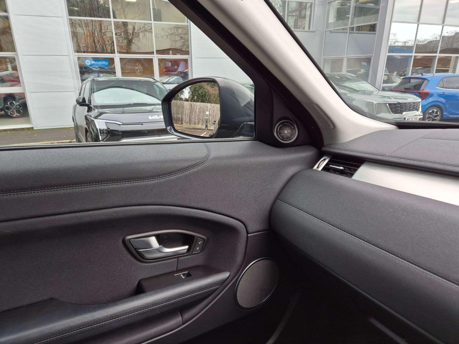 Used Land Rover Range Rover Evoque 2016 for sale - 76964838: Photo 17