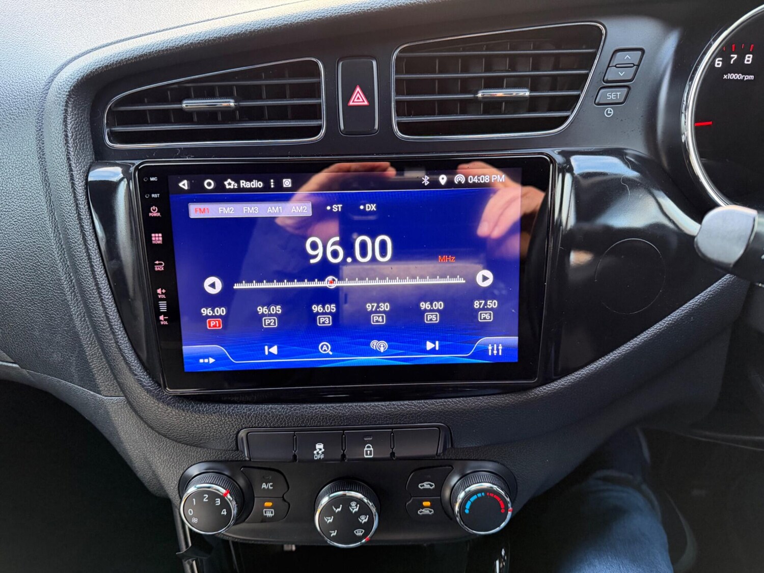 Used Kia Pro Ceed 2014 for sale - 77291558: Photo 47