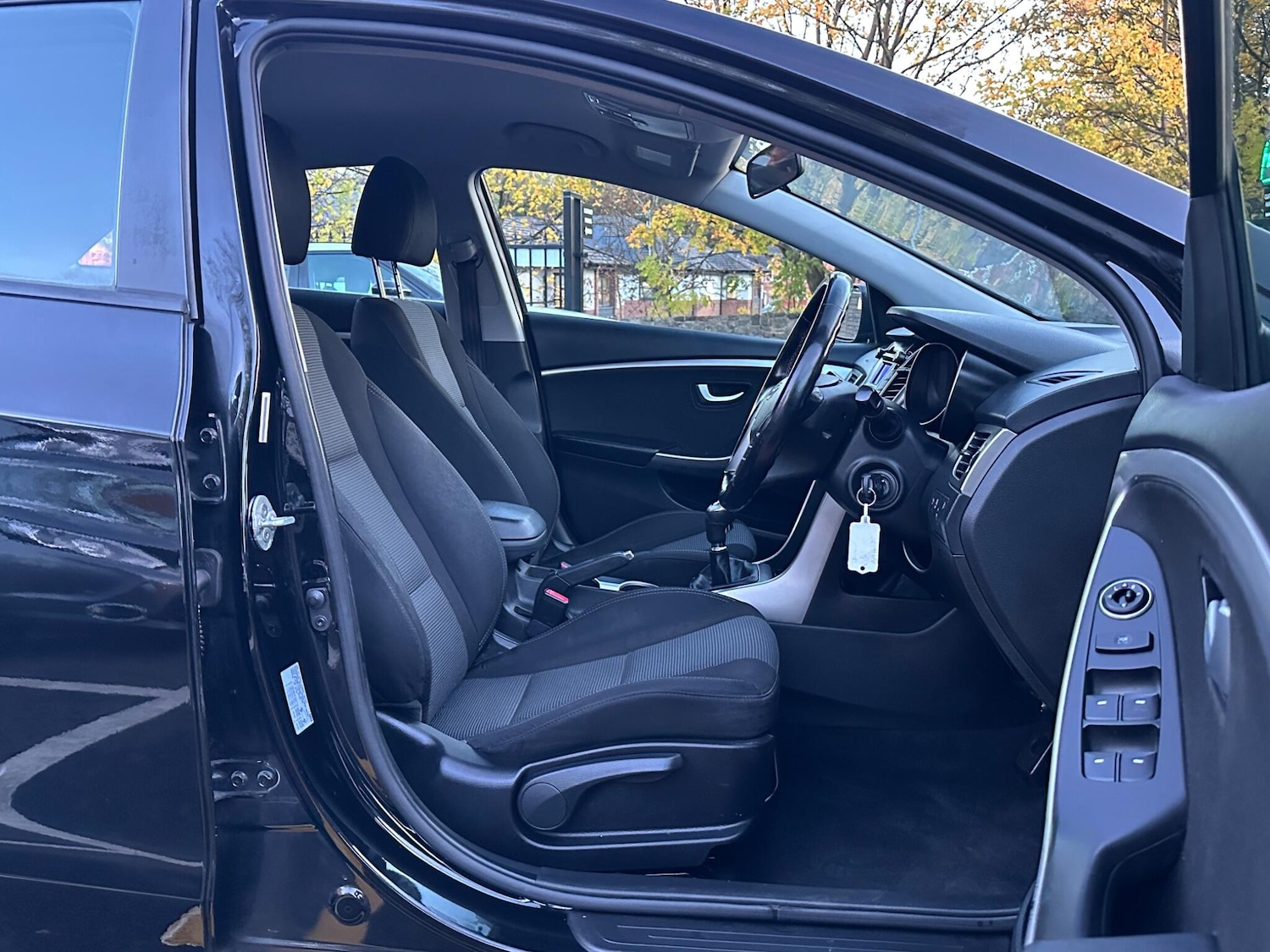 Used Hyundai i30 2013 for sale - 76398696: Photo 35