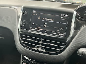 Used Peugeot 2008 2018 for sale - 79847704: Photo