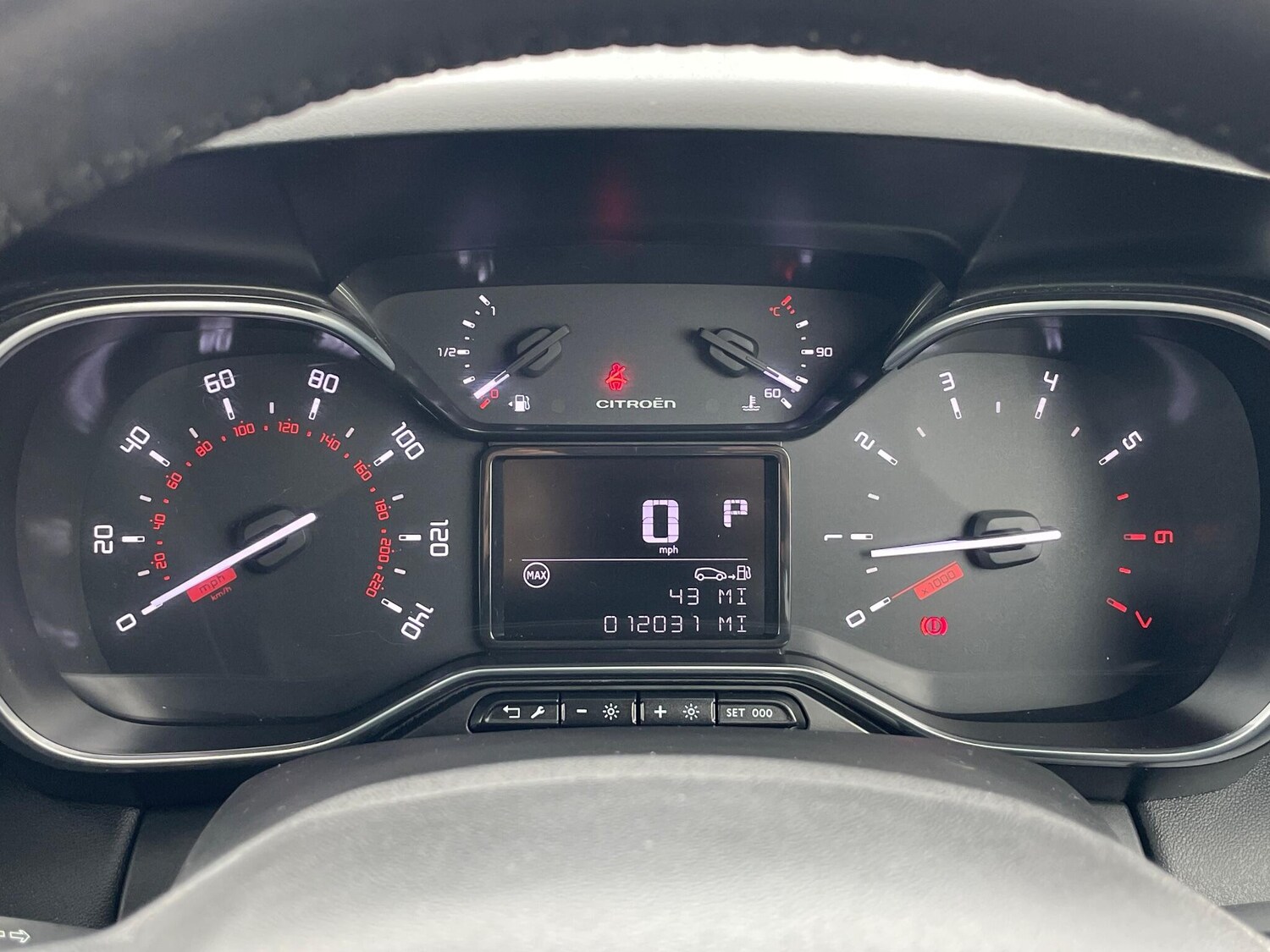 Used Citroen C3 Aircross 2022 for sale - 76201207: Photo 36