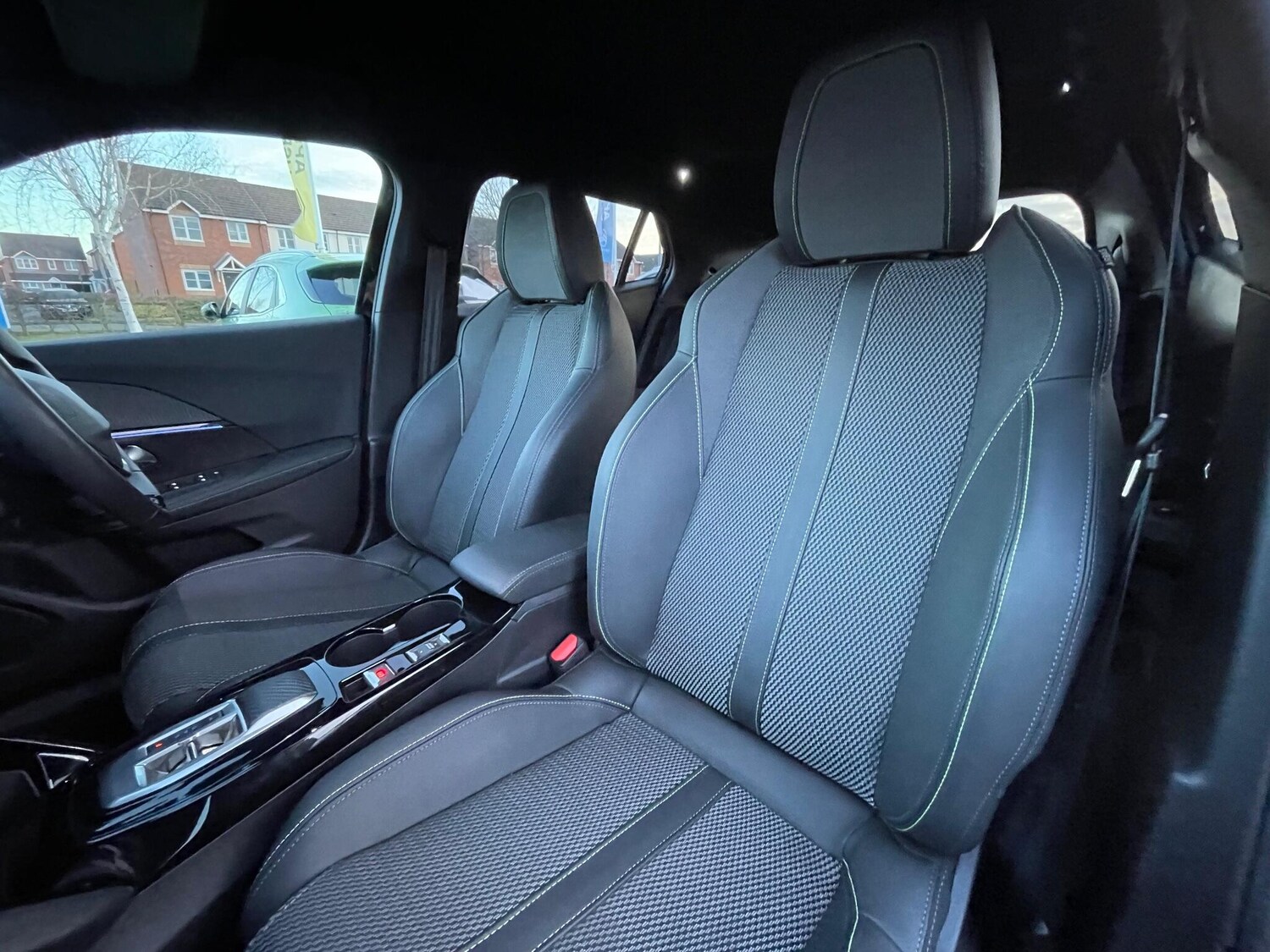 Used Peugeot 2008 2025 for sale - 76926549: Photo 59