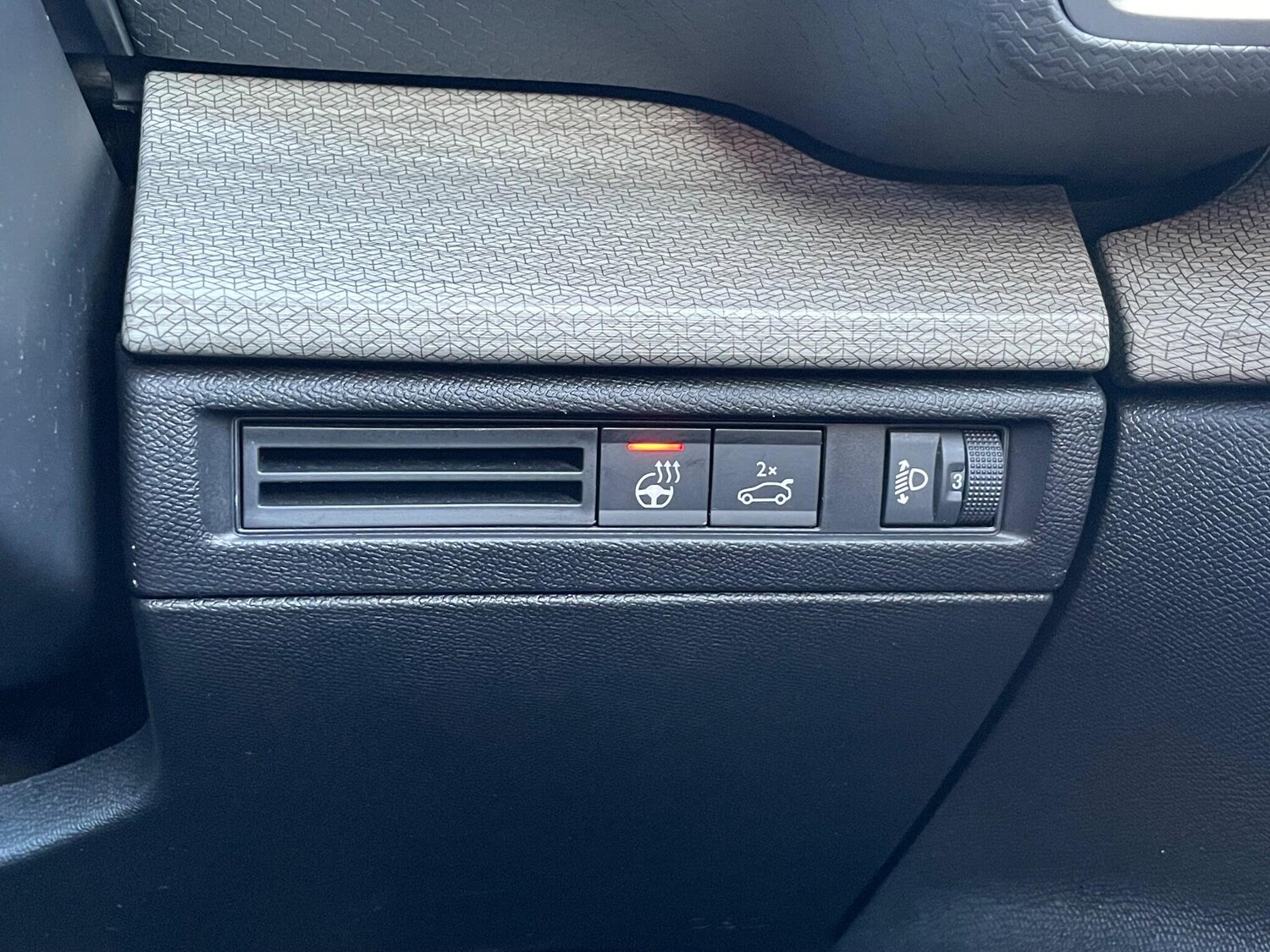 Used Citroen C5 X 2023 for sale - 76499272: Photo 45