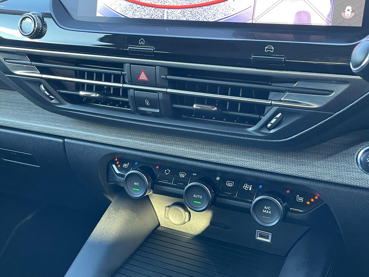 Used Citroen C5 X 2023 for sale - 76499272: Photo 53