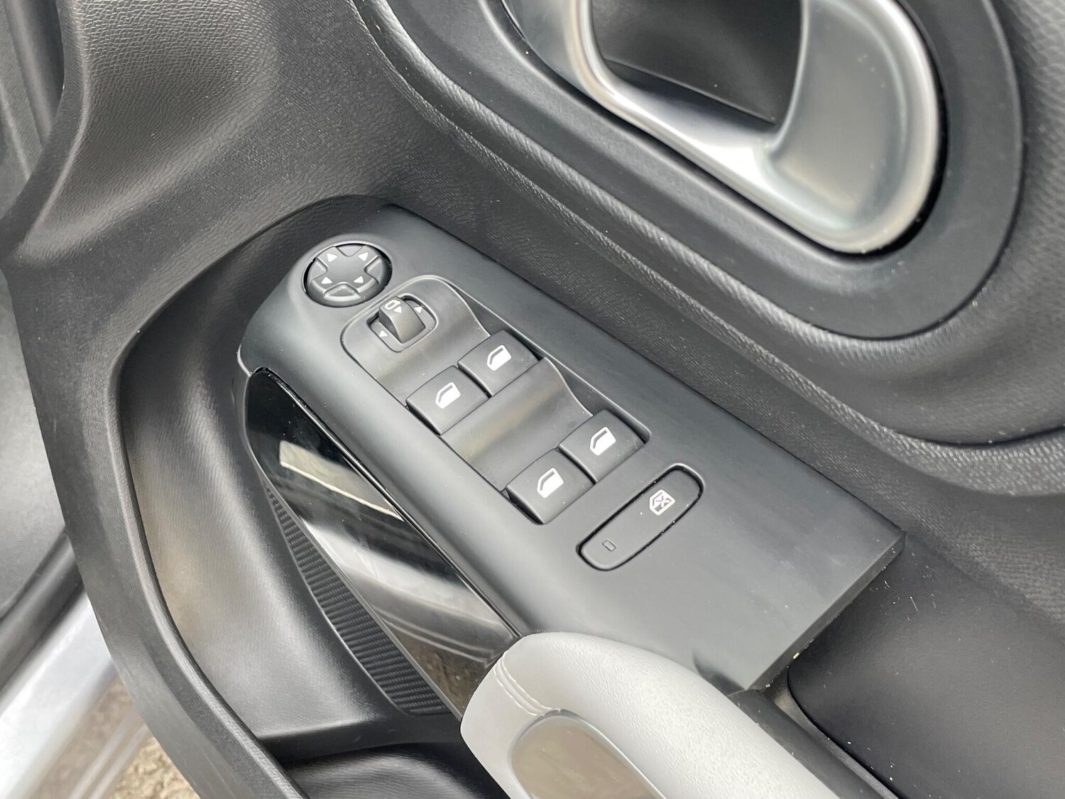 Used Citroen C5 Aircross 2023 for sale - 75914808: Photo 35