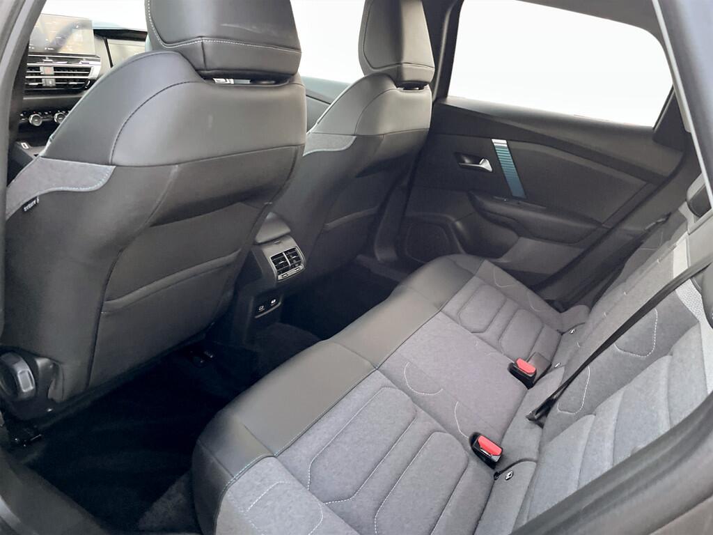 Used Citroen e-C4 2023 for sale - 76700988: Photo 15
