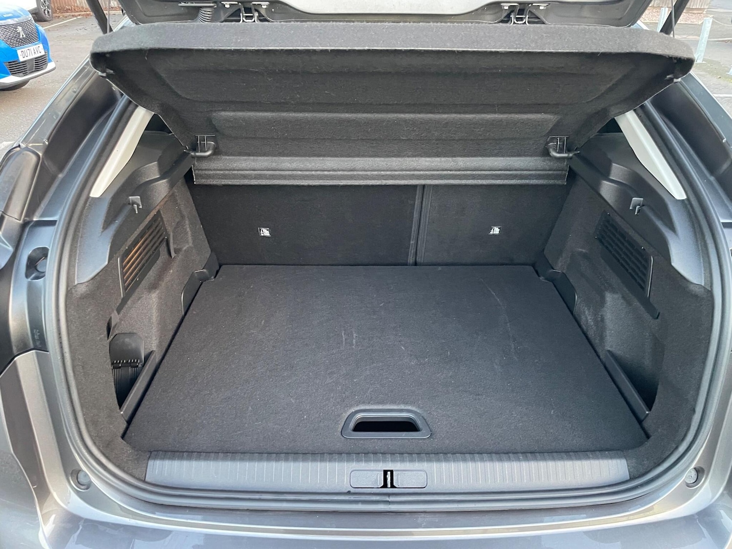 Used Citroen e-C4 2023 for sale - 76700988: Photo 31